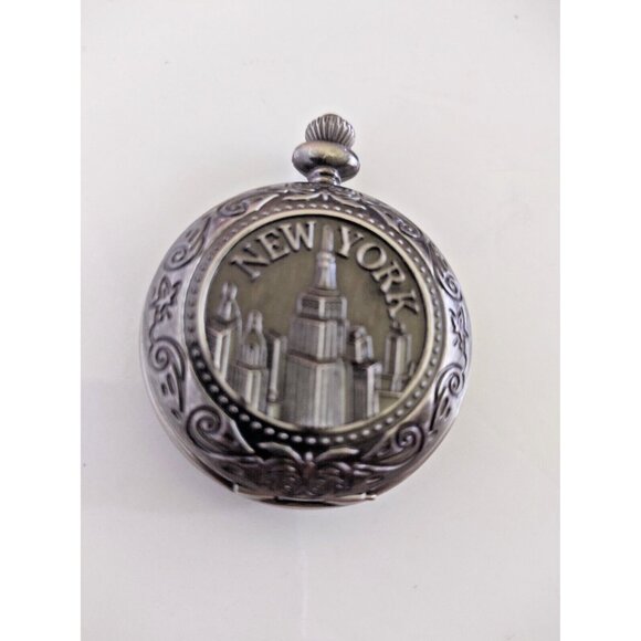 Beautiful Vintage Collection New York Skyline Quartz Pocket Watch New Battery - Picture 14 of 14